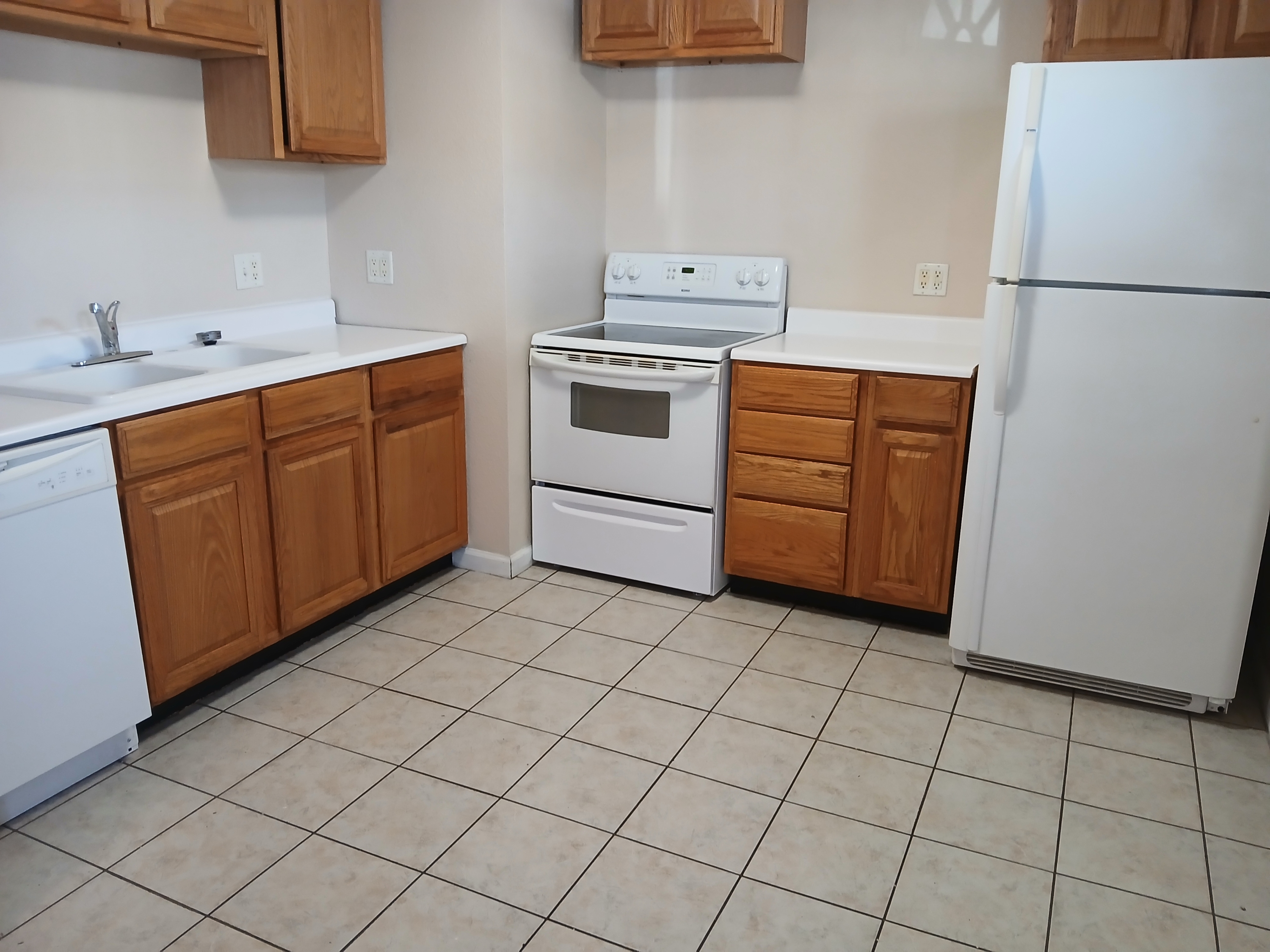 510-8 S. Poplar St